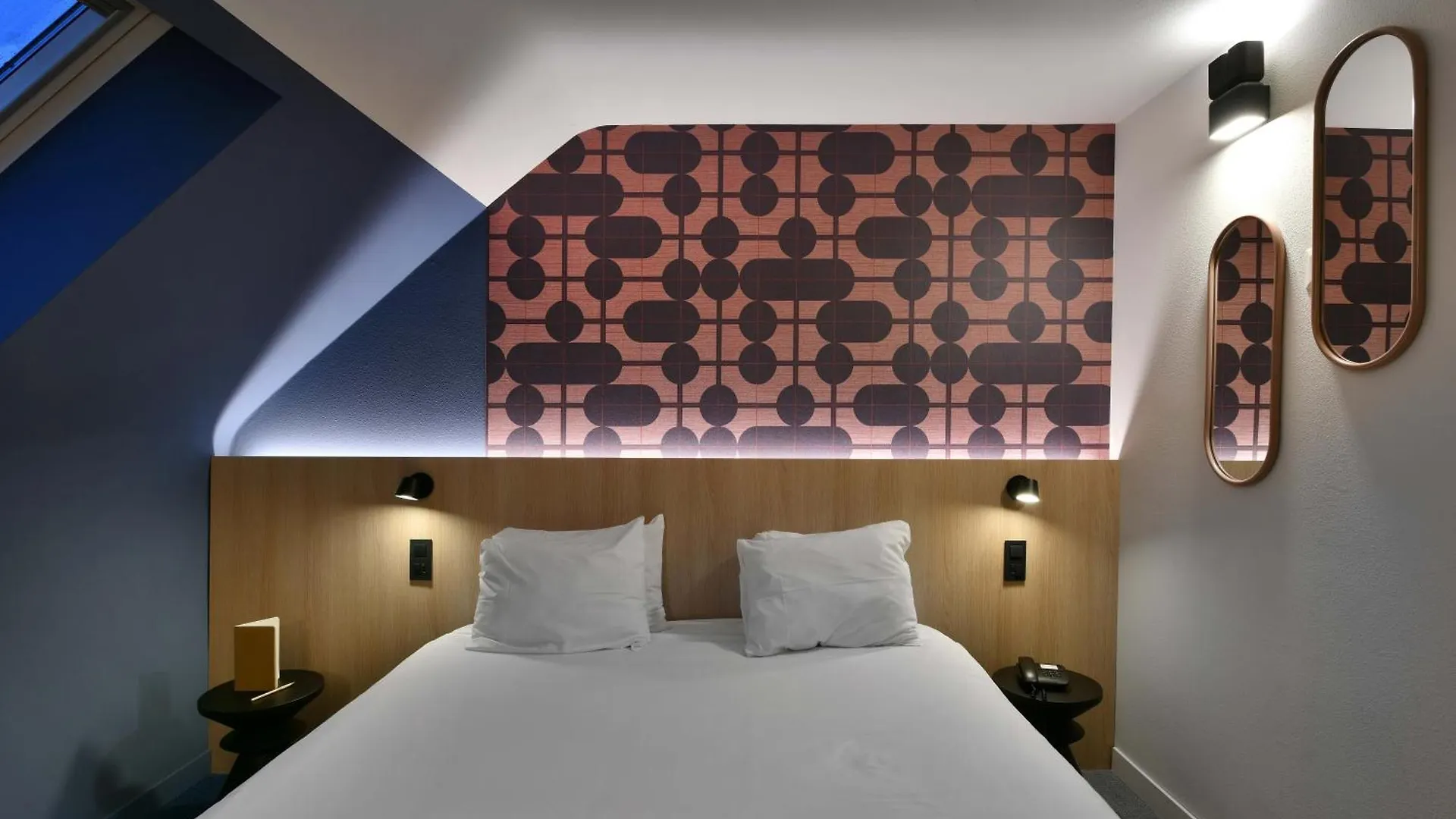 Aero 44 Hotel Charleroi