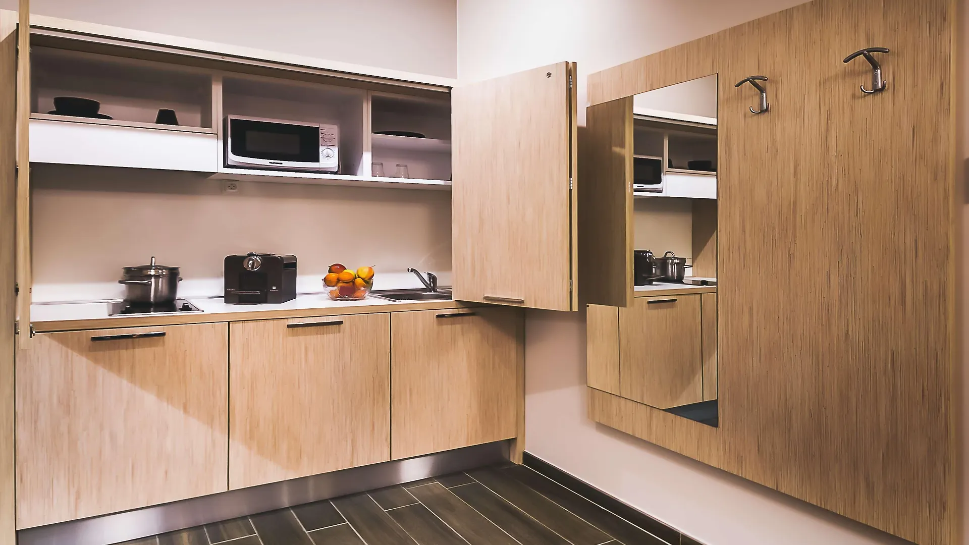 Ibis Styles Charleroi Airport Aero 44 Hotel 3*,